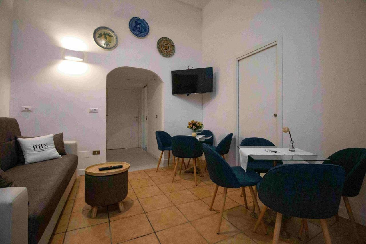 Appartement Carafa's Central By Hhn Naples